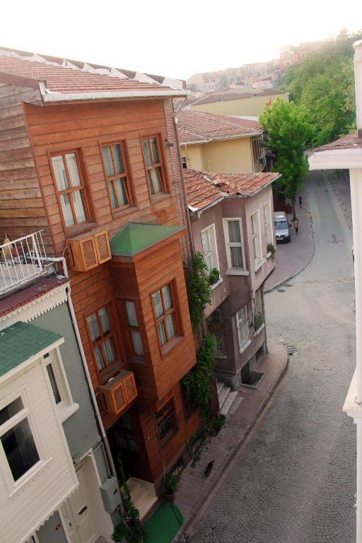 Uyar Apt Apartment Истанбул Екстериор снимка
